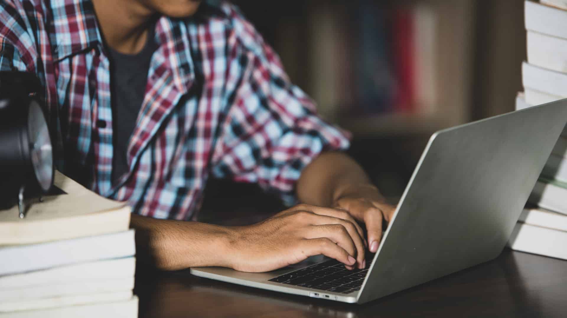 Partir étudier à l'étranger : comment bien anticiper son budget pour une année Erasmus ?