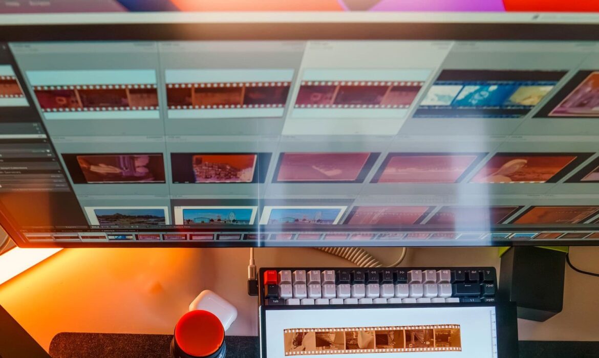 Poste de travail photo et médias numériques pour organiser une photothèque